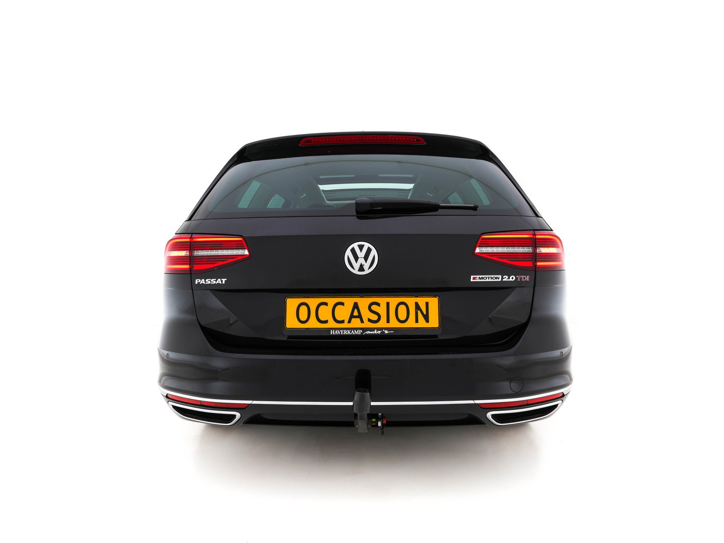 Volkswagen Passat Variant 2.0 BiTDI 4Motion Highline (INCL-BTW) Aut. *PANO | ADAPTIVE-CRUISE | DIGI-COCKPIT | NAVI-FULLMAP | LEATHER-ALCANTARA | FULL-LED | ERGONOMIC-COMFORTSEATS | KEYLESS | ECC | PARKPILOT | TOWBAR | 17''ALU*
