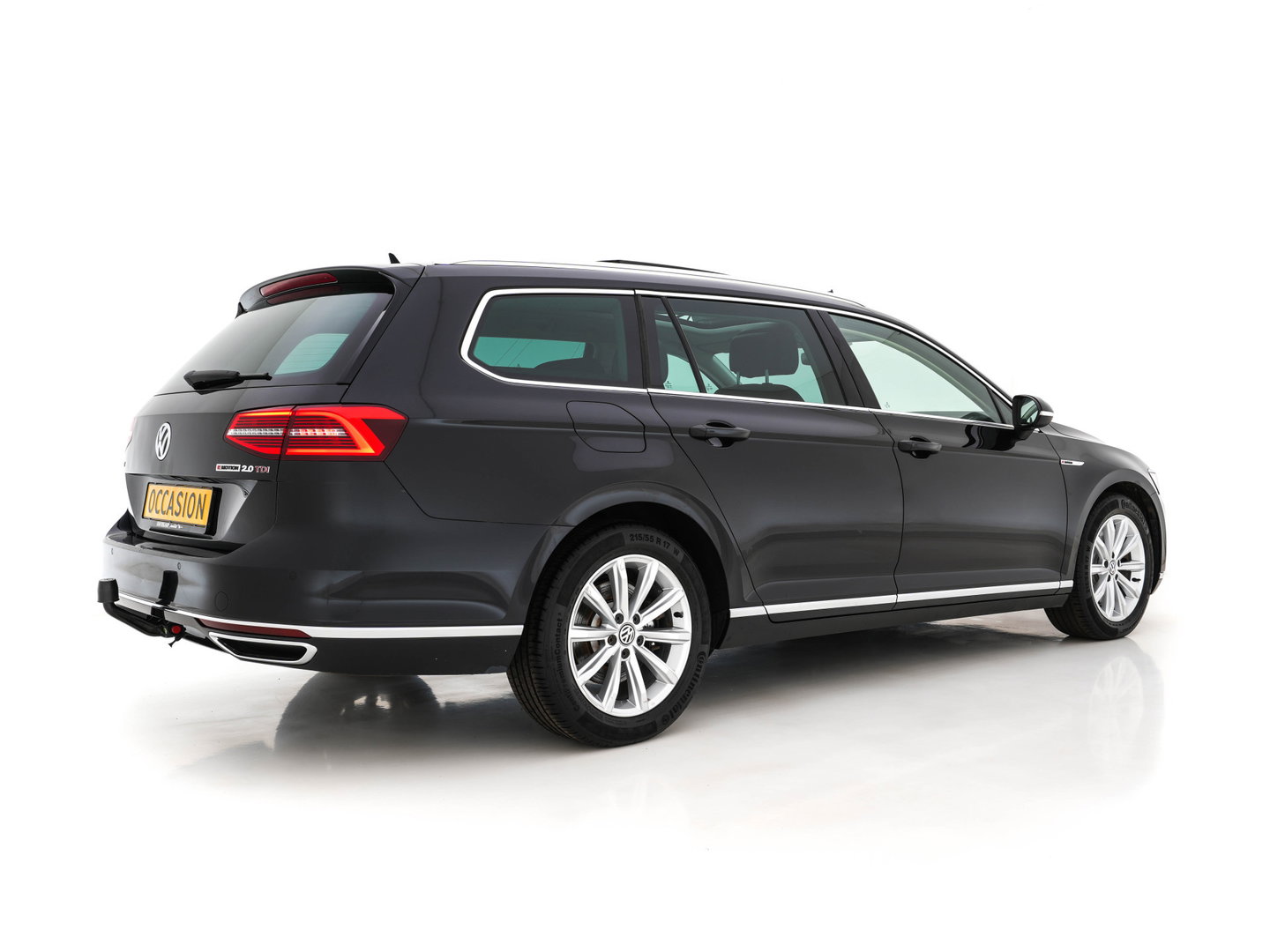 Volkswagen Passat Variant 2.0 BiTDI 4Motion Highline (INCL-BTW) Aut. *PANO | ADAPTIVE-CRUISE | DIGI-COCKPIT | NAVI-FULLMAP | LEATHER-ALCANTARA | FULL-LED | ERGONOMIC-COMFORTSEATS | KEYLESS | ECC | PARKPILOT | TOWBAR | 17''ALU*