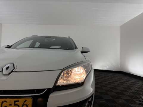Renault Mégane Estate 1.5 dCi Expression *NAVI-FULLMAP | AIRCO | CRUISE | PDC | TOWBAR*