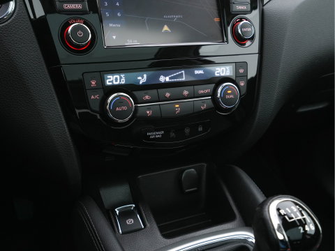 Nissan QASHQAI 1.2 Tekna *PANO | LEATHER | TOPVIEW | BLINDSPOT | LED-LIGHTS | NAVI-FULLMAP | HEATED-COMFORTSEATS | KEYLESS | DAB+ | PRIVACY-GLASS | ECC | AMBIENTLIGHT | LANE-ASSIST | PDC | 19''ALU*