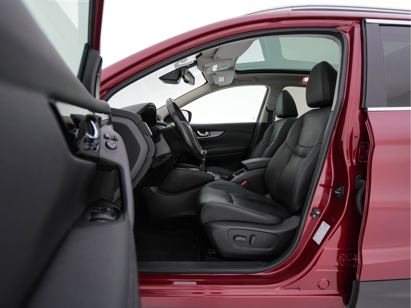 Nissan QASHQAI 1.2 Tekna *PANO | LEATHER | TOPVIEW | BLINDSPOT | LED-LIGHTS | NAVI-FULLMAP | HEATED-COMFORTSEATS | KEYLESS | DAB+ | PRIVACY-GLASS | ECC | AMBIENTLIGHT | LANE-ASSIST | PDC | 19''ALU*