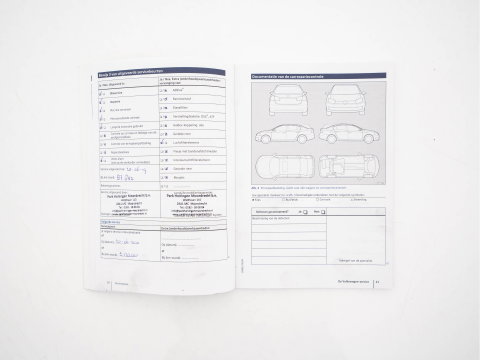 Volkswagen Touran 1.2 TSI Connected Series *NAVI-FULLMAP | HEATED-COMFORTSEATS | MASSAGE | PRIVACYGLASS | DAB | ECC | PDC | CRUISE | TOWBAR | 16''ALU*
