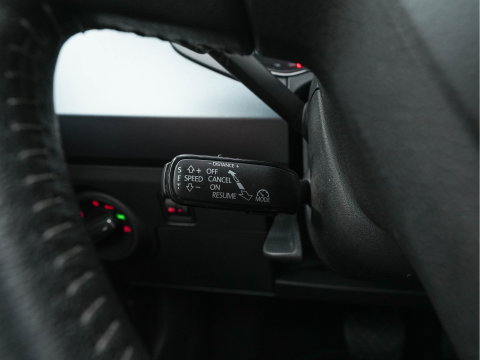 SEAT Arona 1.0 TSI Style Business Intense (INCL-BTW) Aut. *ADAPTIVE-CRUISE | NAVI-FULLMAP | KEYLESS | CAMERA | DAB | CARPLAY | PRIVACY-GLASS | ECC | PDC | 16''ALU*