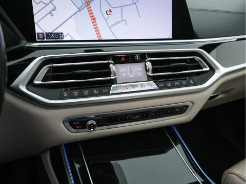 BMW X7 xDrive40i High Executive [ 7-Pers. ] *PANO | LEATHER | LASER-LIGHT | HEAD-UP | ADAPTIVE-CRUISE | BLINDSPOT | SOFT-CLOSE | BOWERS&WILKINS | MEMORY-PACK | DIGI-COCKPIT | KEYLESS | DAB+ | TOPVIEW | HEATED-COMFORTSEATS | 20''ALU*