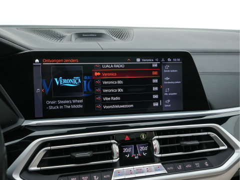 BMW X7 xDrive40i High Executive [ 7-Pers. ] *PANO | LEATHER | LASER-LIGHT | HEAD-UP | ADAPTIVE-CRUISE | BLINDSPOT | SOFT-CLOSE | BOWERS&WILKINS | MEMORY-PACK | DIGI-COCKPIT | KEYLESS | DAB+ | TOPVIEW | HEATED-COMFORTSEATS | 20''ALU*