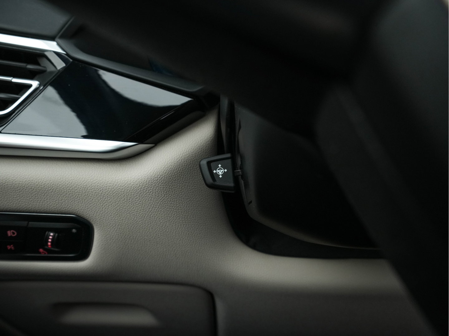 BMW X7 xDrive40i High Executive [ 7-Pers. ] *PANO | LEATHER | LASER-LIGHT | HEAD-UP | ADAPTIVE-CRUISE | BLINDSPOT | SOFT-CLOSE | BOWERS&WILKINS | MEMORY-PACK | DIGI-COCKPIT | KEYLESS | DAB+ | TOPVIEW | HEATED-COMFORTSEATS | 20''ALU*