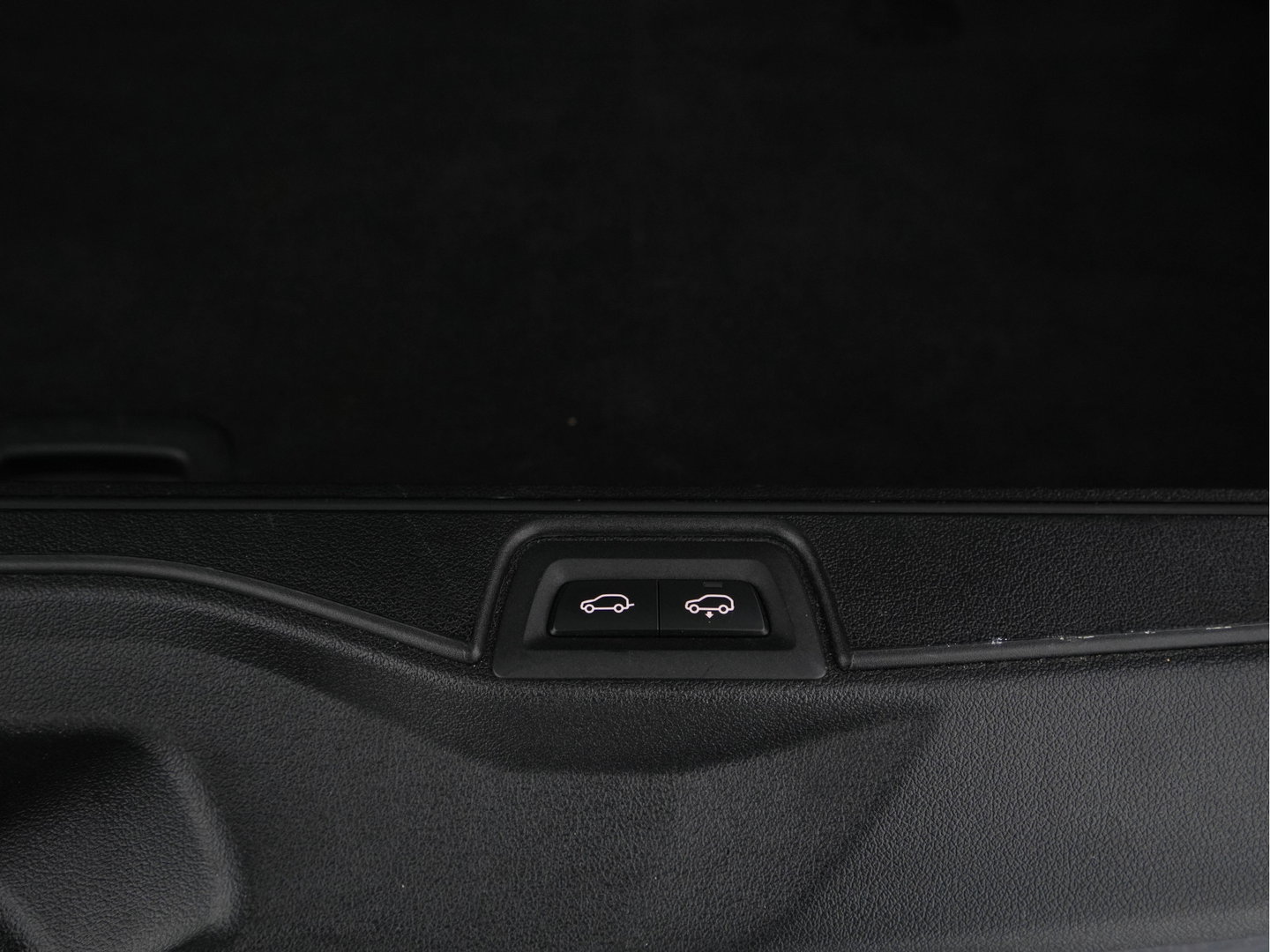 BMW X7 xDrive40i High Executive [ 7-Pers. ] *PANO | LEATHER | LASER-LIGHT | HEAD-UP | ADAPTIVE-CRUISE | BLINDSPOT | SOFT-CLOSE | BOWERS&WILKINS | MEMORY-PACK | DIGI-COCKPIT | KEYLESS | DAB+ | TOPVIEW | HEATED-COMFORTSEATS | 20''ALU*