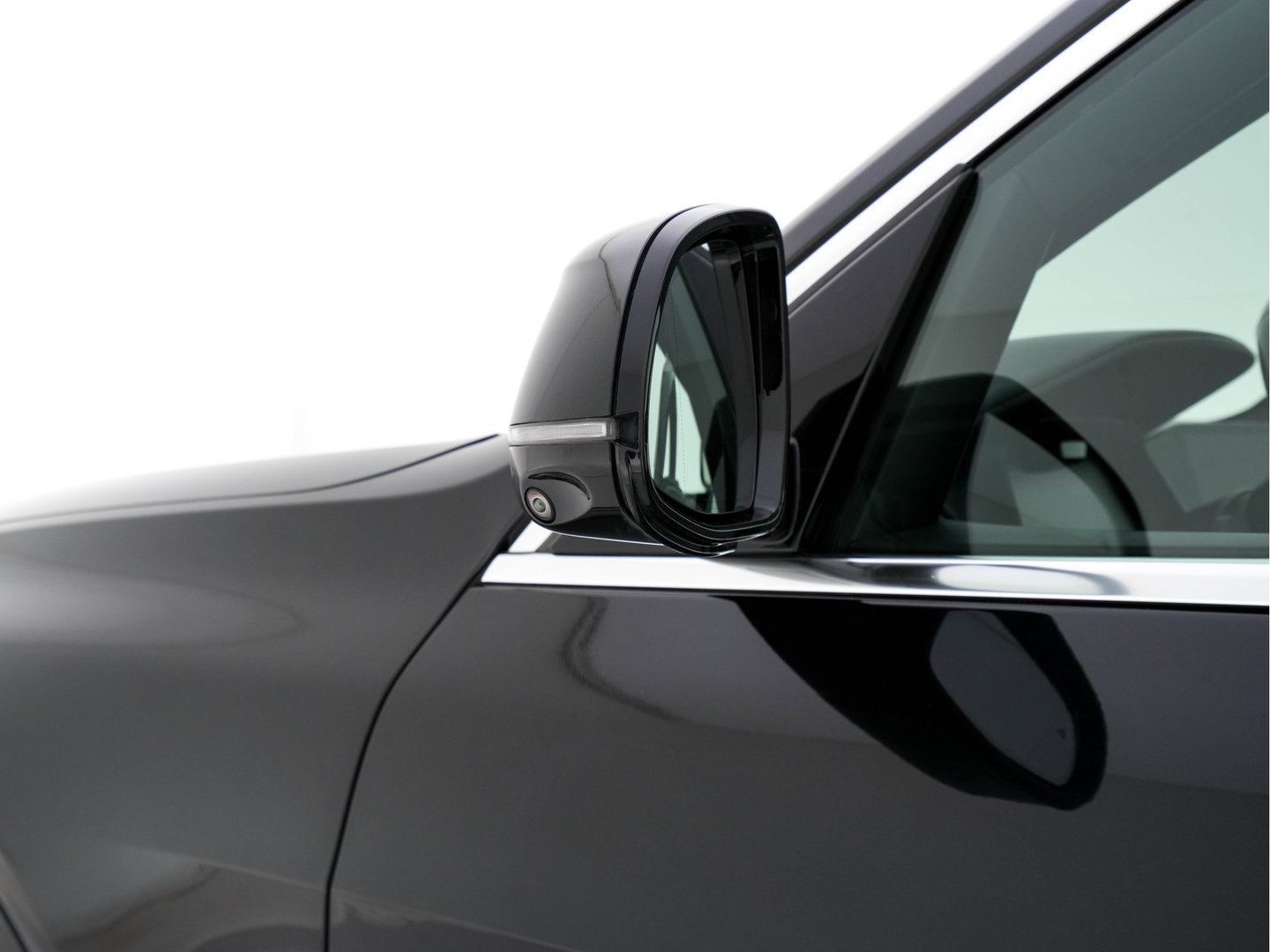 BMW X7 xDrive40i High Executive [ 7-Pers. ] *PANO | LEATHER | LASER-LIGHT | HEAD-UP | ADAPTIVE-CRUISE | BLINDSPOT | SOFT-CLOSE | BOWERS&WILKINS | MEMORY-PACK | DIGI-COCKPIT | KEYLESS | DAB+ | TOPVIEW | HEATED-COMFORTSEATS | 20''ALU*