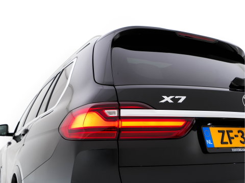 BMW X7 xDrive40i High Executive [ 7-Pers. ] *PANO | LEATHER | LASER-LIGHT | HEAD-UP | ADAPTIVE-CRUISE | BLINDSPOT | SOFT-CLOSE | BOWERS&WILKINS | MEMORY-PACK | DIGI-COCKPIT | KEYLESS | DAB+ | TOPVIEW | HEATED-COMFORTSEATS | 20''ALU*