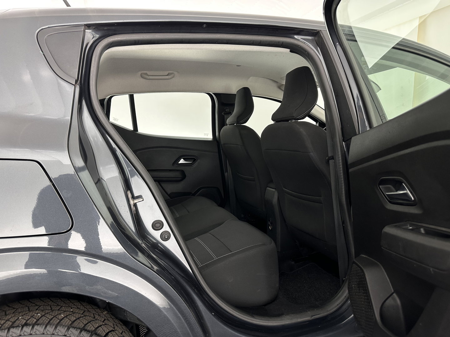 Dacia SANDERO Stepway 1.0 TCe 100 Bi-Fuel Comfort (INCL-BTW) *FULL-LED | NAVI-FULLMAP | BLINDSPOT | HEATED-COMFORTSEATS | CAMERA | KEYLESS | DAB | ECC | PDC | CRUISE | TOWBAR *