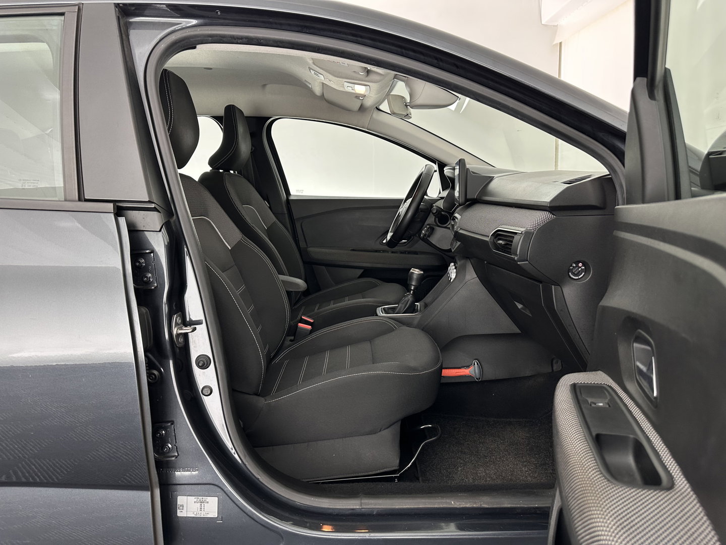 Dacia SANDERO Stepway 1.0 TCe 100 Bi-Fuel Comfort (INCL-BTW) *FULL-LED | NAVI-FULLMAP | BLINDSPOT | HEATED-COMFORTSEATS | CAMERA | KEYLESS | DAB | ECC | PDC | CRUISE | TOWBAR *