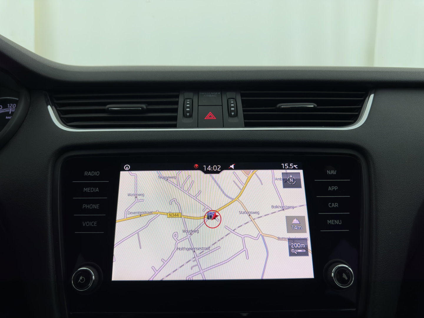 Škoda Octavia Combi 1.6 TDI Greentech Ambition Business (INCL-BTW) *NAVI-FULLMAP | COMFORTSEATS | ECC | AMUNDSEN-AUDIO | PARKPILOT | CRUISE | 16''ALU*