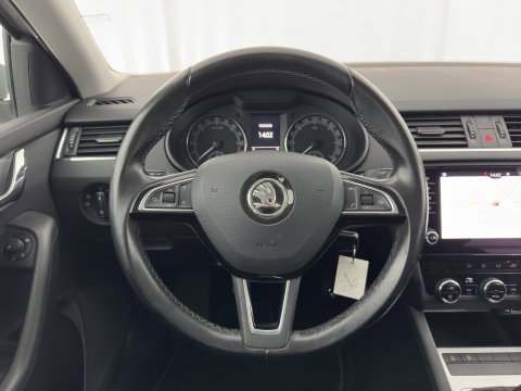 Škoda Octavia Combi 1.6 TDI Greentech Ambition Business (INCL-BTW) *NAVI-FULLMAP | COMFORTSEATS | ECC | AMUNDSEN-AUDIO | PARKPILOT | CRUISE | 16''ALU*