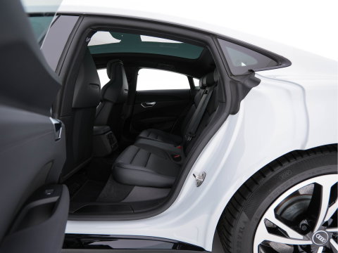 Audi e-tron GT edition ZERO 93 kWh [ 3-Fase-11kW ] {SoH-90%} (INCL-BTW) *PANO | FULL-LED | LEATHER | AUDI-SOUND | KEYLESS | DIGI-COCKPIT | NAVI-FULLMAP | HEATED-SPORTSEATS | CAMERA | DAB | KEYLESS | SHIFTPADDLES | 20''ALU*
