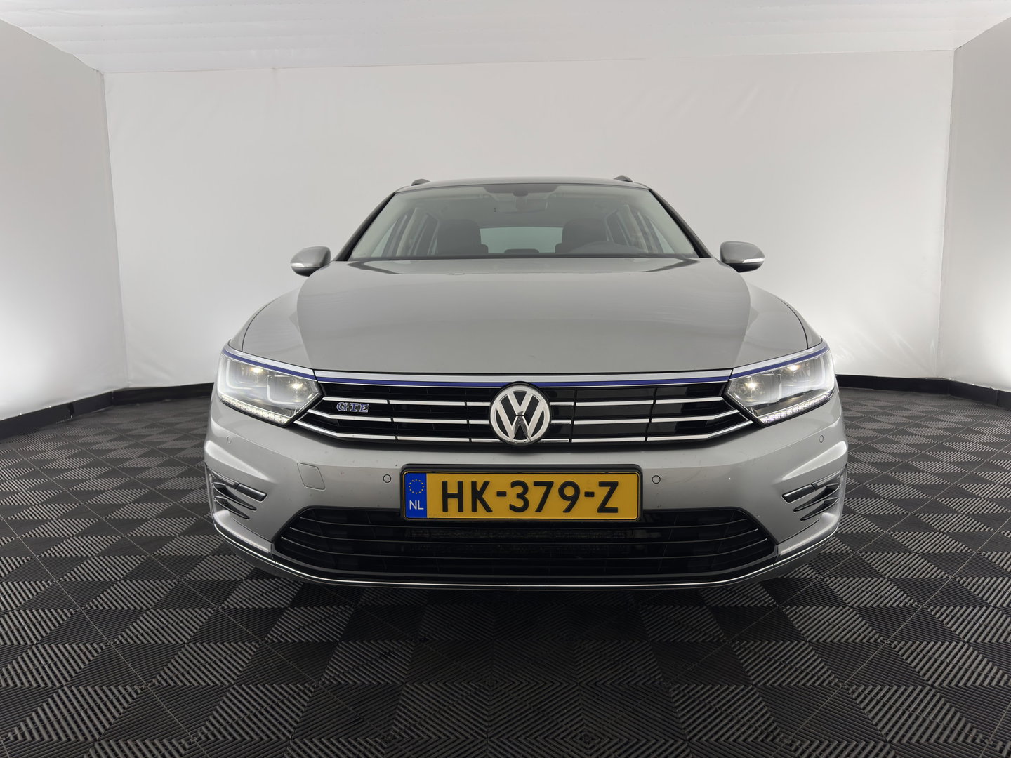 Volkswagen Passat Variant 1.4 TSI GTE (Plug-In) Aut. *FULL-LED | NAVI-FULLMAP | SPORTSEATS | PRIVACY-GLASS | ECC | PARKPILOT | CRUISE | TOWBAR | AMBIENTLIGHT | KEYLESS | 17''ALU*