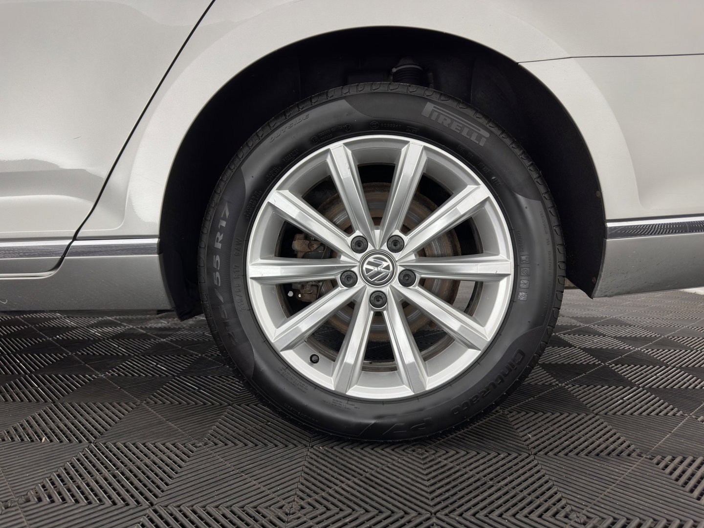 Volkswagen Passat Variant 1.4 TSI GTE (Plug-In) Aut. *FULL-LED | NAVI-FULLMAP | SPORTSEATS | PRIVACY-GLASS | ECC | PARKPILOT | CRUISE | TOWBAR | AMBIENTLIGHT | KEYLESS | 17''ALU*