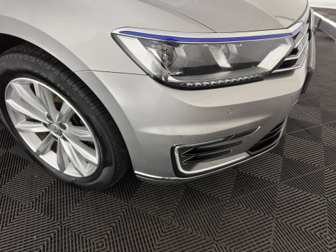 Volkswagen Passat Variant 1.4 TSI GTE (Plug-In) Aut. *FULL-LED | NAVI-FULLMAP | SPORTSEATS | PRIVACY-GLASS | ECC | PARKPILOT | CRUISE | TOWBAR | AMBIENTLIGHT | KEYLESS | 17''ALU*