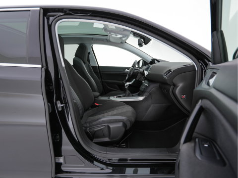 Peugeot 308 1.5 BlueHDi Blue Lease Premium *PANO | NAVI-FULLMAP | CAMERA | SPORTSEATS | DAB | PRIVACY-GLASS | ECC | PDC | CRUISE | TOWBAR | 16''ALU*