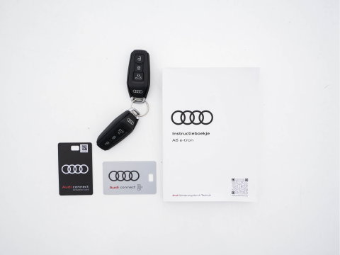 Audi A6 E-tron- Avant S edition 83 kWh [ 3-Fase-11kW ] {SOH-100%} (INCL-BTW) *MATRIX-LED | ADAPTIVE-CRUISE | TOP-VIEW | BLINDSPOT | KEYLESS | MEMORY-PACK | WIDESCREEN-COCKPIT | PRIVACY-GLASS | SHIFT-PADDLES | HEATED-SPORTSEATS | TOWBAR | 21''ALU*