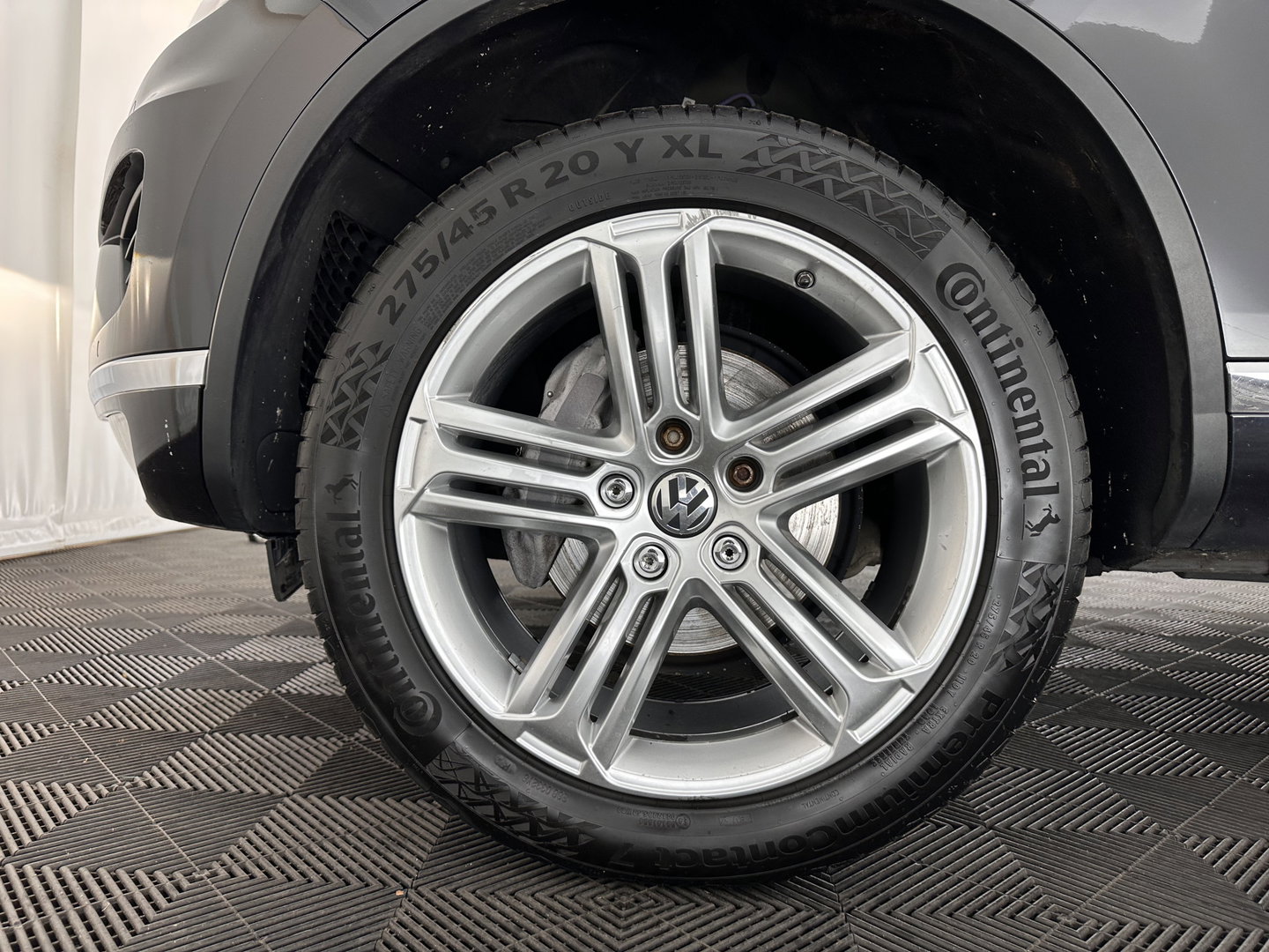 Volkswagen Touareg 3.0 TDI Highline Aut. *PANO | LEATHER | BI-XENON | TOPVIEW | BLINDSPOT | DYNAUDIO | AIR-SUSPENSION | NAVI-FULLMAP | PRIVACY-GLASS | SHIFTPADDLES | ADAPTIVE-CRUISE | ECC | TOWBAR | PDC | 20''ALU*