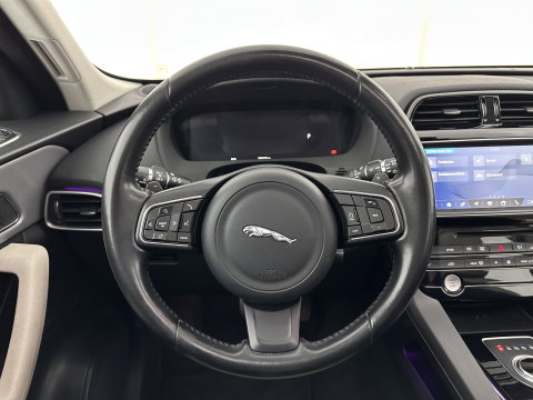 Jaguar F-Pace 3.0 S AWD 30d Aut. *PANO | LEATHER | XENON | DIGI-COCKPIT | NAVI-FULLMAP | CAMERA | SHIFTPADDLES | ECC | AMBIENTLIGHT | LANE-ASSIST | HEATED-VENTILATED-COMFORTSEATS | PDC | CRUISE | 18''ALU