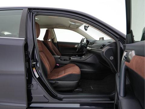 Lexus CT 200h Business Line Aut. *NAVI-FULLMAP | ALCANTARA | COMFORTSEATS | CAMERA | ECC | CRUISE | DIGI-COCKPIT | 16''ALU*