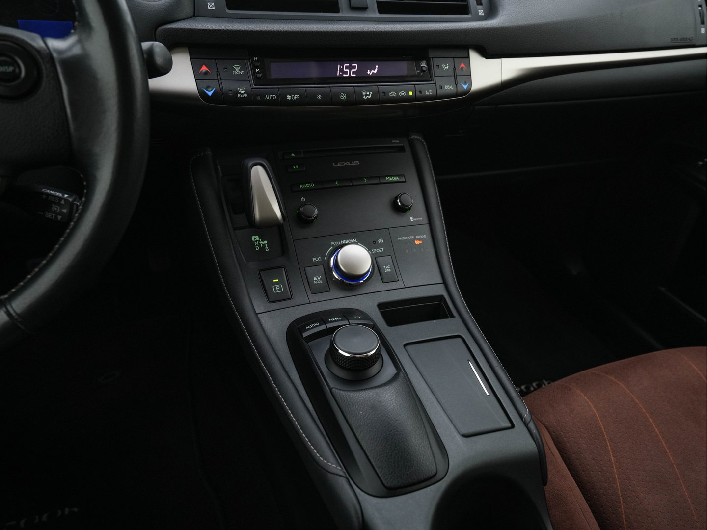 Lexus CT 200h Business Line Aut. *NAVI-FULLMAP | ALCANTARA | COMFORTSEATS | CAMERA | ECC | CRUISE | DIGI-COCKPIT | 16''ALU*