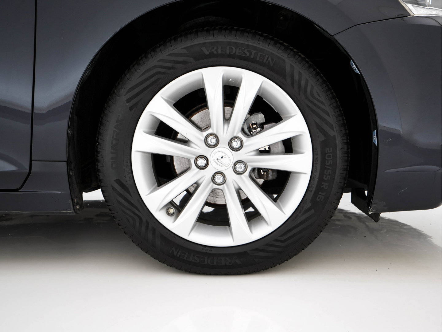 Lexus CT 200h Business Line Aut. *NAVI-FULLMAP | ALCANTARA | COMFORTSEATS | CAMERA | ECC | CRUISE | DIGI-COCKPIT | 16''ALU*