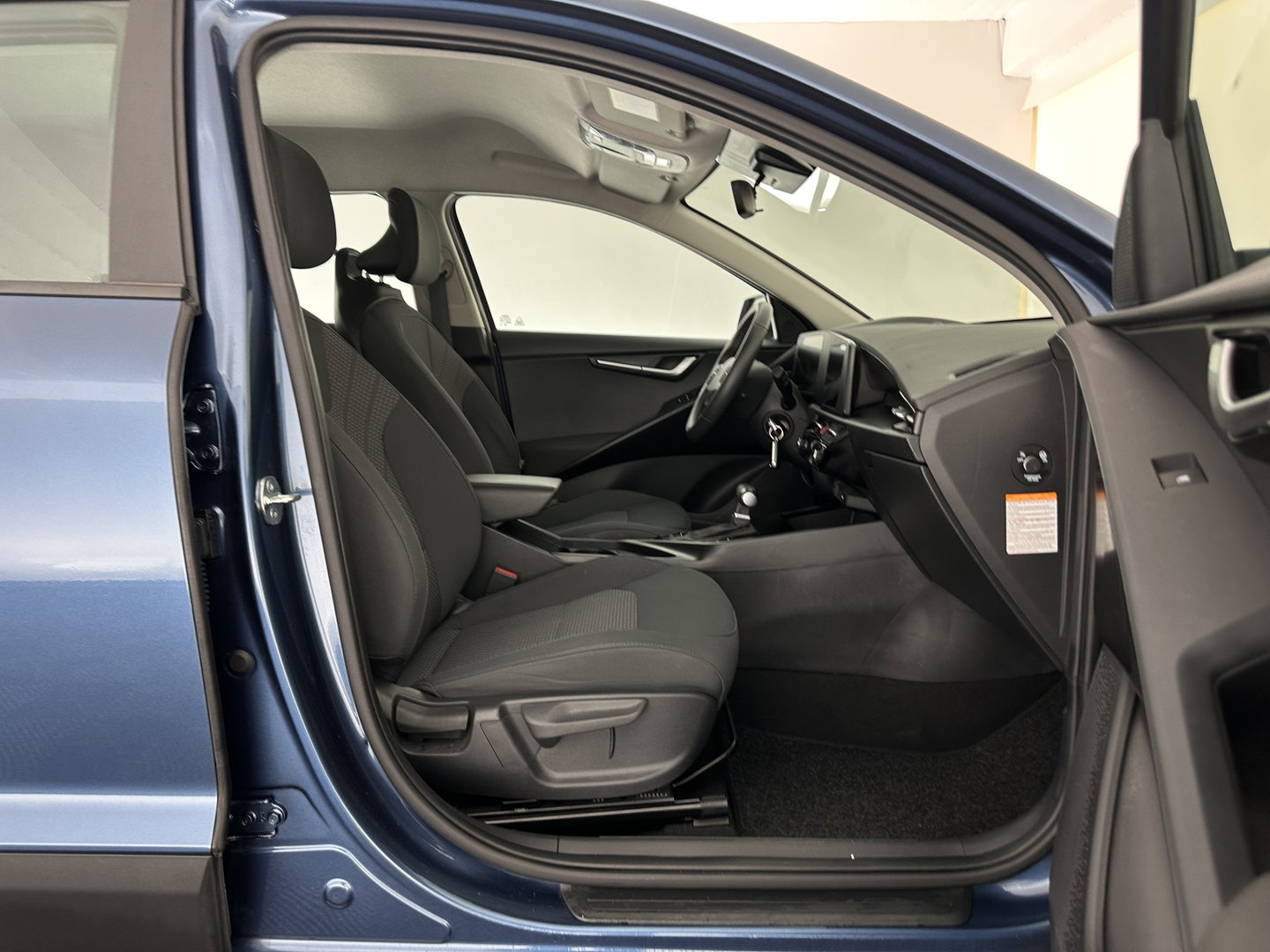Kia Niro 1.6 GDi Hybrid ComfortLine (INCL-BTW) Aut. *ADAPTIVE-CRUISE | DIGI-COCKPIT | CARPLAY | CAMERA | COMFORTSEATS | DAB | ECC | PDC | CRUISE | TOWBAR | 16''ALU*