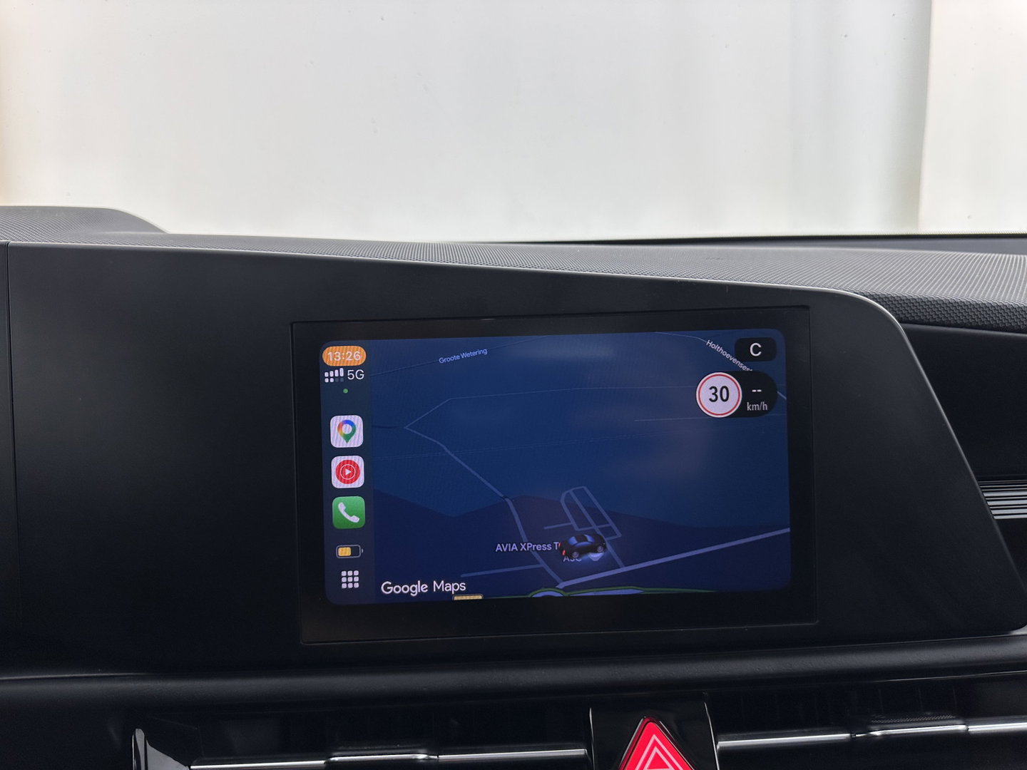 Kia Niro 1.6 GDi Hybrid ComfortLine (INCL-BTW) Aut. *ADAPTIVE-CRUISE | DIGI-COCKPIT | CARPLAY | CAMERA | COMFORTSEATS | DAB | ECC | PDC | CRUISE | TOWBAR | 16''ALU*