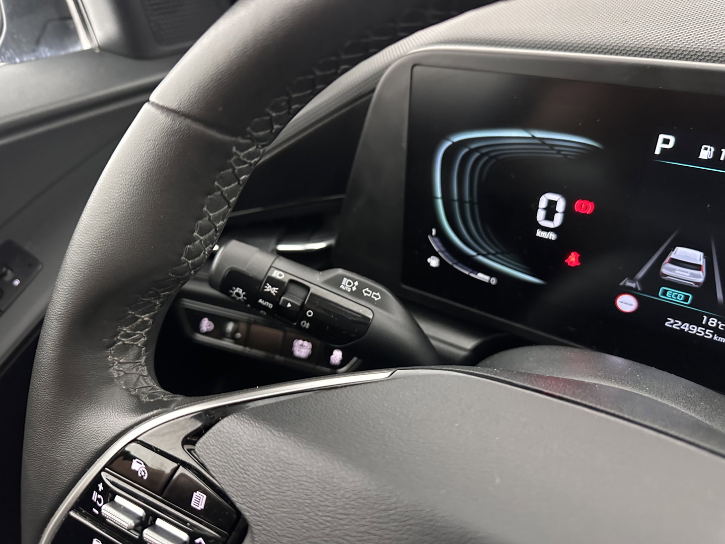 Kia Niro 1.6 GDi Hybrid ComfortLine (INCL-BTW) Aut. *ADAPTIVE-CRUISE | DIGI-COCKPIT | CARPLAY | CAMERA | COMFORTSEATS | DAB | ECC | PDC | CRUISE | TOWBAR | 16''ALU*