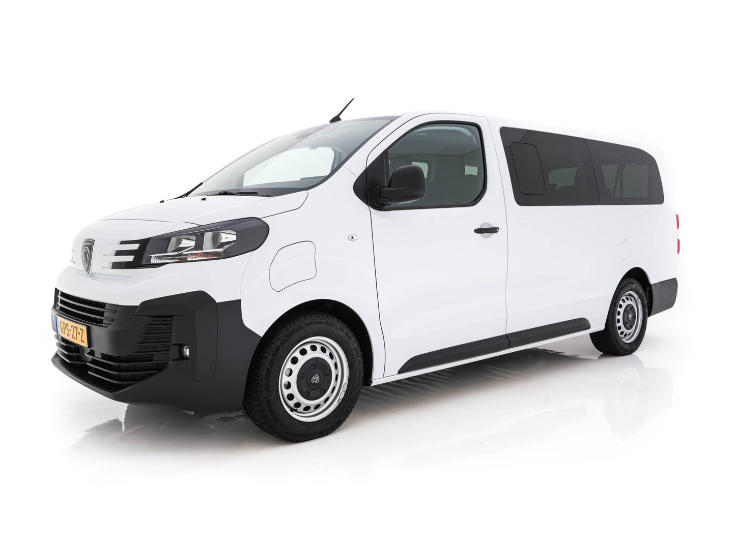 Peugeot e-Expert Long 75 kWh Facelift [ 9-Pers. ] [ 3-Fase-11 kW] {SoH-98%} (INCL-BTW) *NAVI-FULLMAP | CAMERA | DIGI-COCKPIT | COMFORTSEATS | DAB | PRIVACY-GLASS | SHIFTPADDLES | AIRCO | CRUISE | PDC*