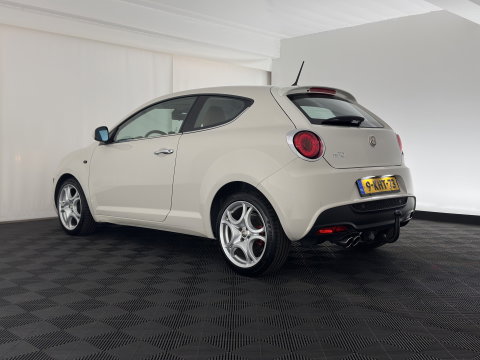 Alfa Romeo MiTo 1.3 JTDm ECO Distinctive *LEATHER | SPORTSEATS | ECC | PDC | TOWBAR | RADIO-CD | 17''ALU*