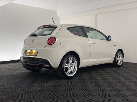 Alfa Romeo MiTo 1.3 JTDm ECO Distinctive *LEATHER | SPORTSEATS | ECC | PDC | TOWBAR | RADIO-CD | 17''ALU*