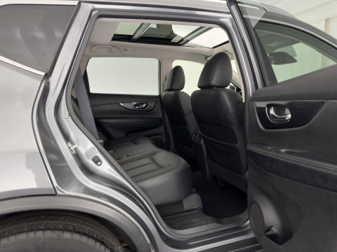 Nissan X-Trail 1.6 dCi Tekna Aut. *PANO | LEATHER | XENON | TOPVIEW | BLINDSPOT | KEYLESS | HEATED-COMFORTSEATS | NAVI-FULLMAP | PRIVACYGLASS | ECC | PDC | TOWBAR | 19''ALU*