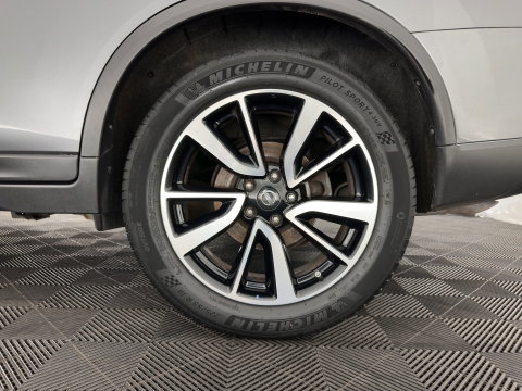Nissan X-Trail 1.6 dCi Tekna Aut. *PANO | LEATHER | XENON | TOPVIEW | BLINDSPOT | KEYLESS | HEATED-COMFORTSEATS | NAVI-FULLMAP | PRIVACYGLASS | ECC | PDC | TOWBAR | 19''ALU*