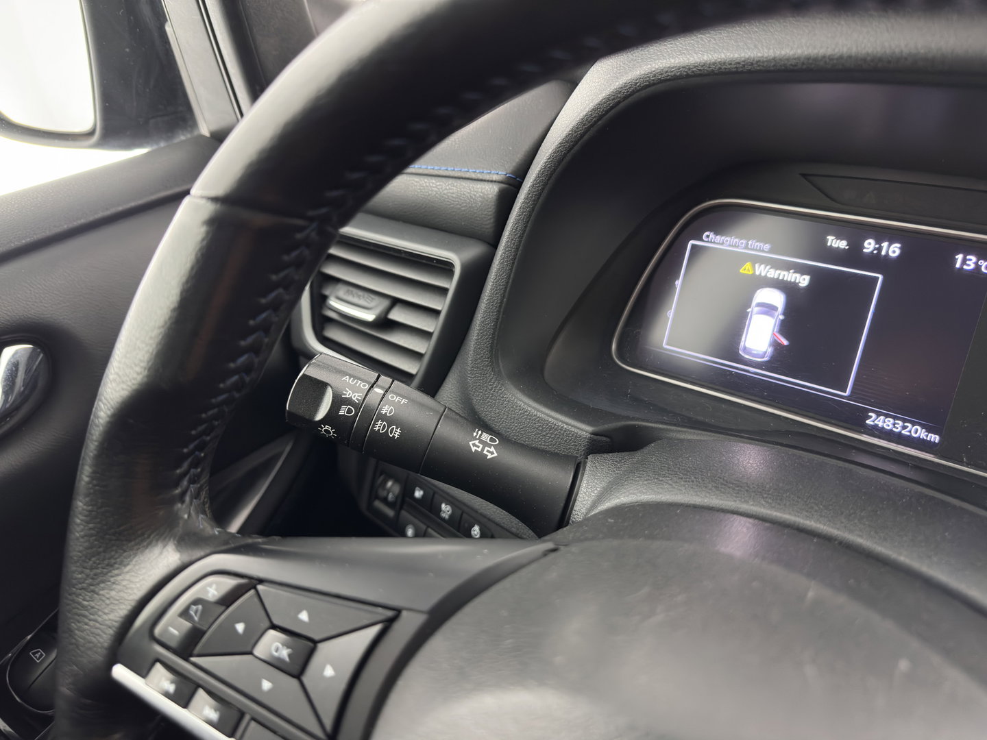 Nissan Leaf N-Connecta 40 kWh (INCL-BTW) Aut. *HEATPUMP | NAVI-FULLMAP | TOPVIEW | KEYLESS | BLINDSPOT |  DIGI-COCKPIT | HEATED-COMFORTSEATS | DAB | PRIVACYGLASS | ECC | ADAPTIVE-CRUISE | PDC | CARPLAY | 16"ALU*