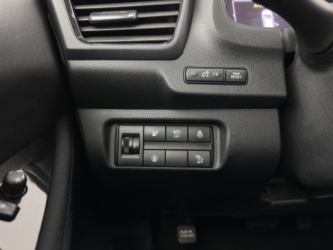 Nissan Leaf N-Connecta 40 kWh (INCL-BTW) Aut. *HEATPUMP | NAVI-FULLMAP | TOPVIEW | KEYLESS | BLINDSPOT |  DIGI-COCKPIT | HEATED-COMFORTSEATS | DAB | PRIVACYGLASS | ECC | ADAPTIVE-CRUISE | PDC | CARPLAY | 16"ALU*