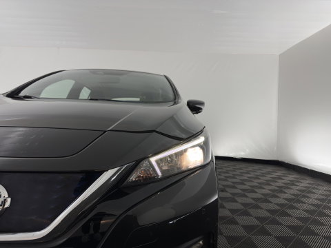 Nissan Leaf N-Connecta 40 kWh (INCL-BTW) Aut. *HEATPUMP | NAVI-FULLMAP | TOPVIEW | KEYLESS | BLINDSPOT |  DIGI-COCKPIT | HEATED-COMFORTSEATS | DAB | PRIVACYGLASS | ECC | ADAPTIVE-CRUISE | PDC | CARPLAY | 16"ALU*