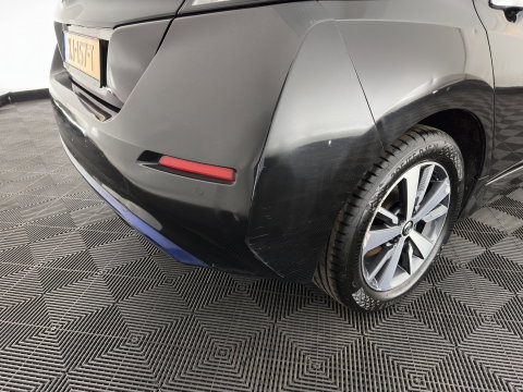 Nissan Leaf N-Connecta 40 kWh (INCL-BTW) Aut. *HEATPUMP | NAVI-FULLMAP | TOPVIEW | KEYLESS | BLINDSPOT |  DIGI-COCKPIT | HEATED-COMFORTSEATS | DAB | PRIVACYGLASS | ECC | ADAPTIVE-CRUISE | PDC | CARPLAY | 16"ALU*