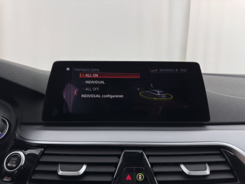BMW 5 Serie Touring 520d High Executive *LEATHER | FULL-LED | MEMORY-PACK | HEATED-COMFORTSEATS | NAVI-FULLMAP | ECC | PDC | CRUISE | KEYLESS | TOWBAR |  20''ALU*
