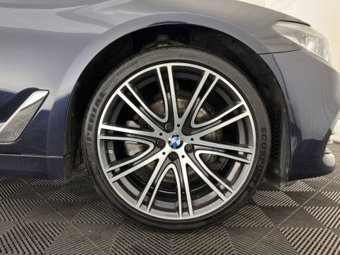 BMW 5 Serie Touring 520d High Executive *LEATHER | FULL-LED | MEMORY-PACK | HEATED-COMFORTSEATS | NAVI-FULLMAP | ECC | PDC | CRUISE | KEYLESS | TOWBAR |  20''ALU*