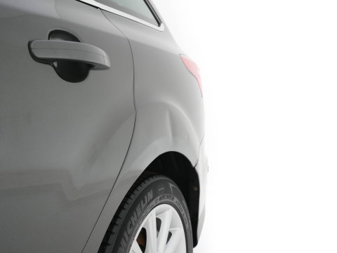 Ford FOCUS Wagon 1.5 TDCI Titanium *NAVI-FULLMAP | KEYLESS | COMFORTSEATS | SYNC-AUDIO | ECC | PDC | CRUISE | 16''ALU*