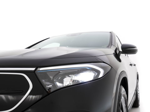 Mercedes-Benz EQA 350 4MATIC Luxury Line 67 kWh [ 3-Fase-11kW ]{SoH-94%} (INCL-BTW) *HEATPUMP | LEATHER | FULL-LED | BLINDSPOT | WIDESCREEN-DIGICOCKPIT | HEATED-SPORTSEATS | CAMERA | NAVI-FULLMAP | DAB | AMBIENTLIGHT | KEYLESS | LANE-ASSIST | 18''ALU*