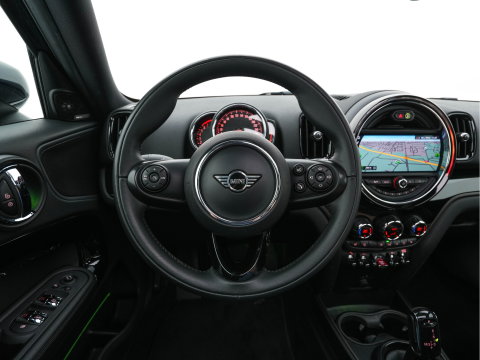 MINI Countryman 1.5 Cooper Chili Aut. *PANO | LEATHER-FABRIC | FULL-LED | HARMAN/KARDON | HEATED-SPORTSEATS | KEYLESS | NAVI-FULLMAP | PRIVACY-GLASS | AMBIENTLIGHT | ECC | PDC | CRUISE | 18''ALU*