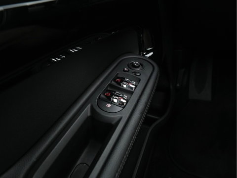 MINI Countryman 1.5 Cooper Chili Aut. *PANO | LEATHER-FABRIC | FULL-LED | HARMAN/KARDON | HEATED-SPORTSEATS | KEYLESS | NAVI-FULLMAP | PRIVACY-GLASS | AMBIENTLIGHT | ECC | PDC | CRUISE | 18''ALU*