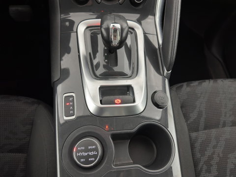 Peugeot 3008 2.0 HDiF HYbrid4 Blue Lease Aut. *NAVI-FULLMAP | COMFORTSEATS | SHIFTPADDLES | PRIVACY-GLASS | ECC | PDC | CRUISE | TOWBAR | 16''ALU*