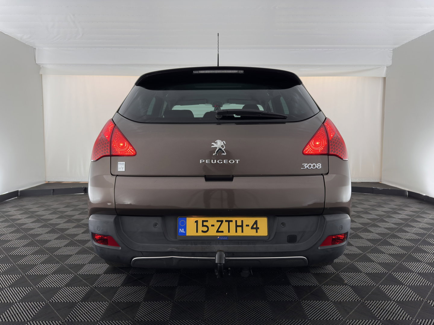Peugeot 3008 2.0 HDiF HYbrid4 Blue Lease Aut. *NAVI-FULLMAP | COMFORTSEATS | SHIFTPADDLES | PRIVACY-GLASS | ECC | PDC | CRUISE | TOWBAR | 16''ALU*