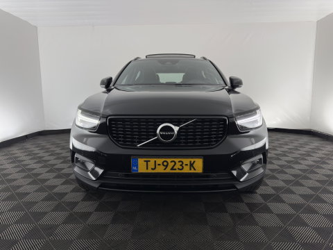 Volvo XC40 1.5 T3 R-Design *PANO | LEATHER-MICROFIBRE | FULL-LED | HARMAN/KARDON | HEATED-SPORTSEATS | DIGI-COCKPIT | NAVI-FULLMAP | ECC | PDC | CRUISE | TOWBAR | 18''ALU*