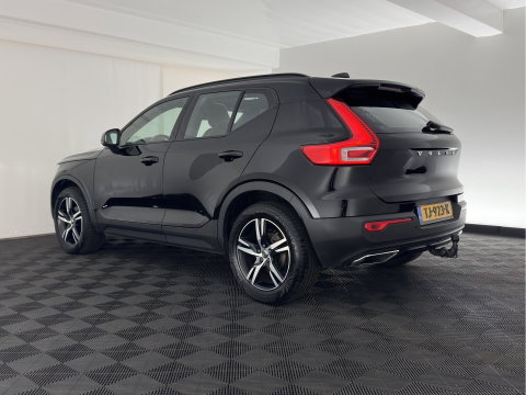 Volvo XC40 1.5 T3 R-Design *PANO | LEATHER-MICROFIBRE | FULL-LED | HARMAN/KARDON | HEATED-SPORTSEATS | DIGI-COCKPIT | NAVI-FULLMAP | ECC | PDC | CRUISE | TOWBAR | 18''ALU*